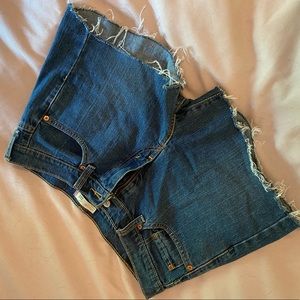 Levi’s Mid-rise Jean Shorts